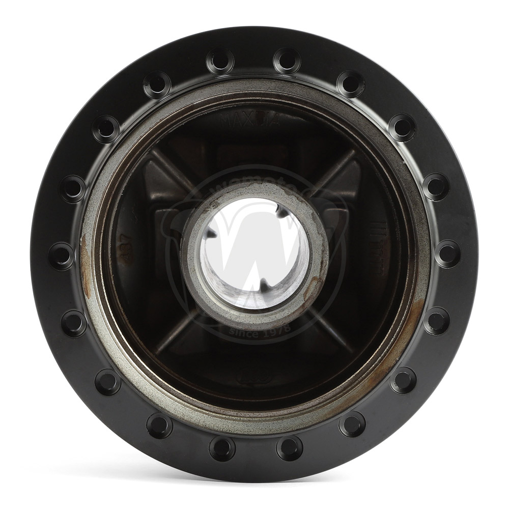 0KF5585_aa9069 three.jpg